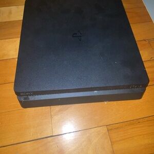 Sony PlayStation 4 Slim Console Black with all wires and scuff controller